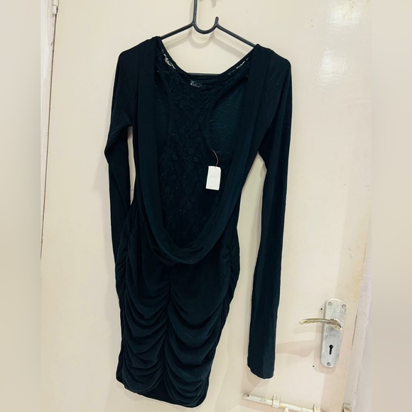 Black very beautiful bodycon dress